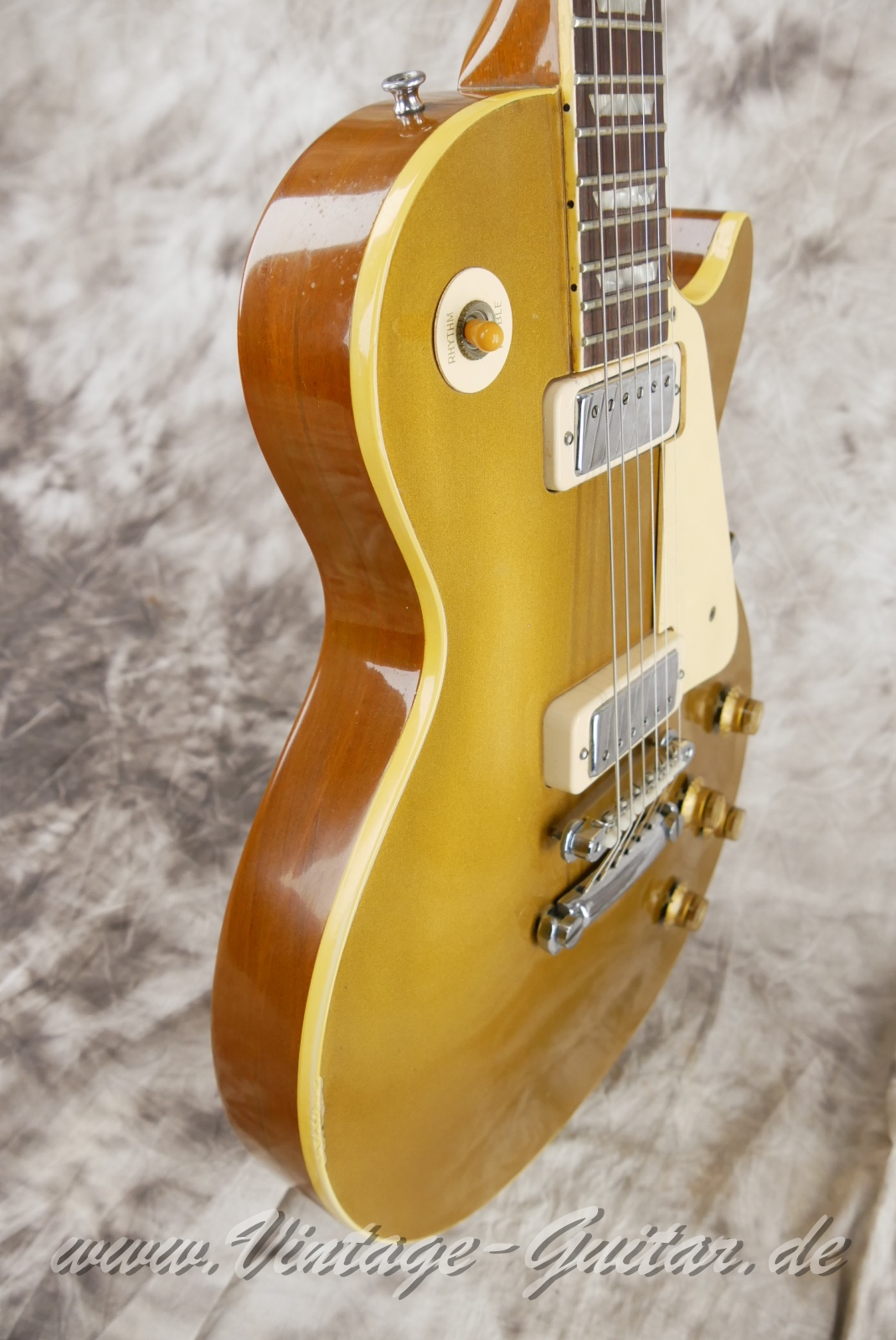 Gibson_Les Paul_Deluxe_Goldtop_1969_1970-009.JPG